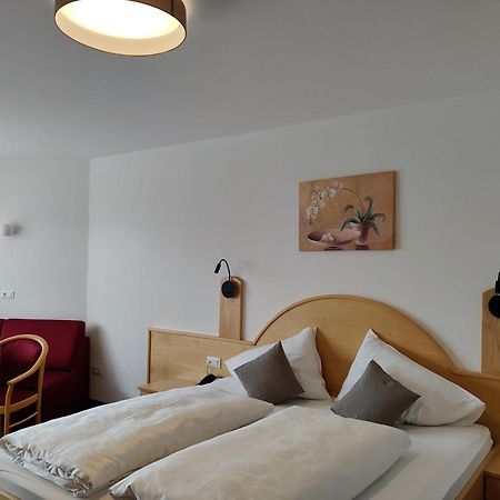 Hotel Garni Herz Tirolo Ruang foto