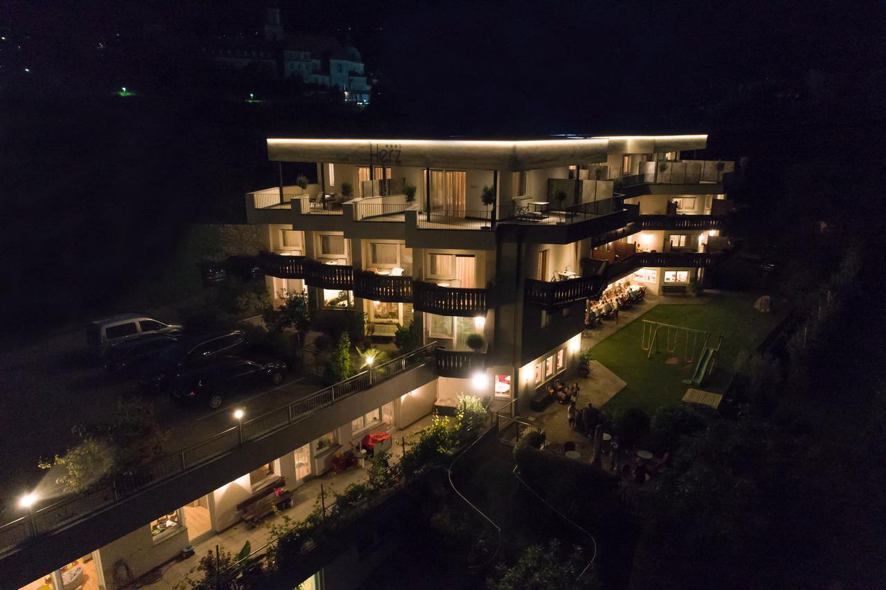 Hotel Garni Herz Tirolo Bagian luar foto